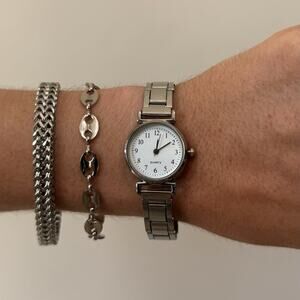 Y2K Silver Round Quartz Watch Minimalist Style Unisex 8.5" Dainty New